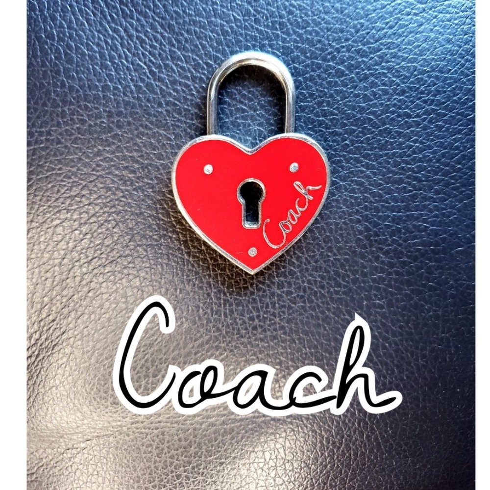 Coach Heart Keyhole Lock Pendant/Key Chain Charm